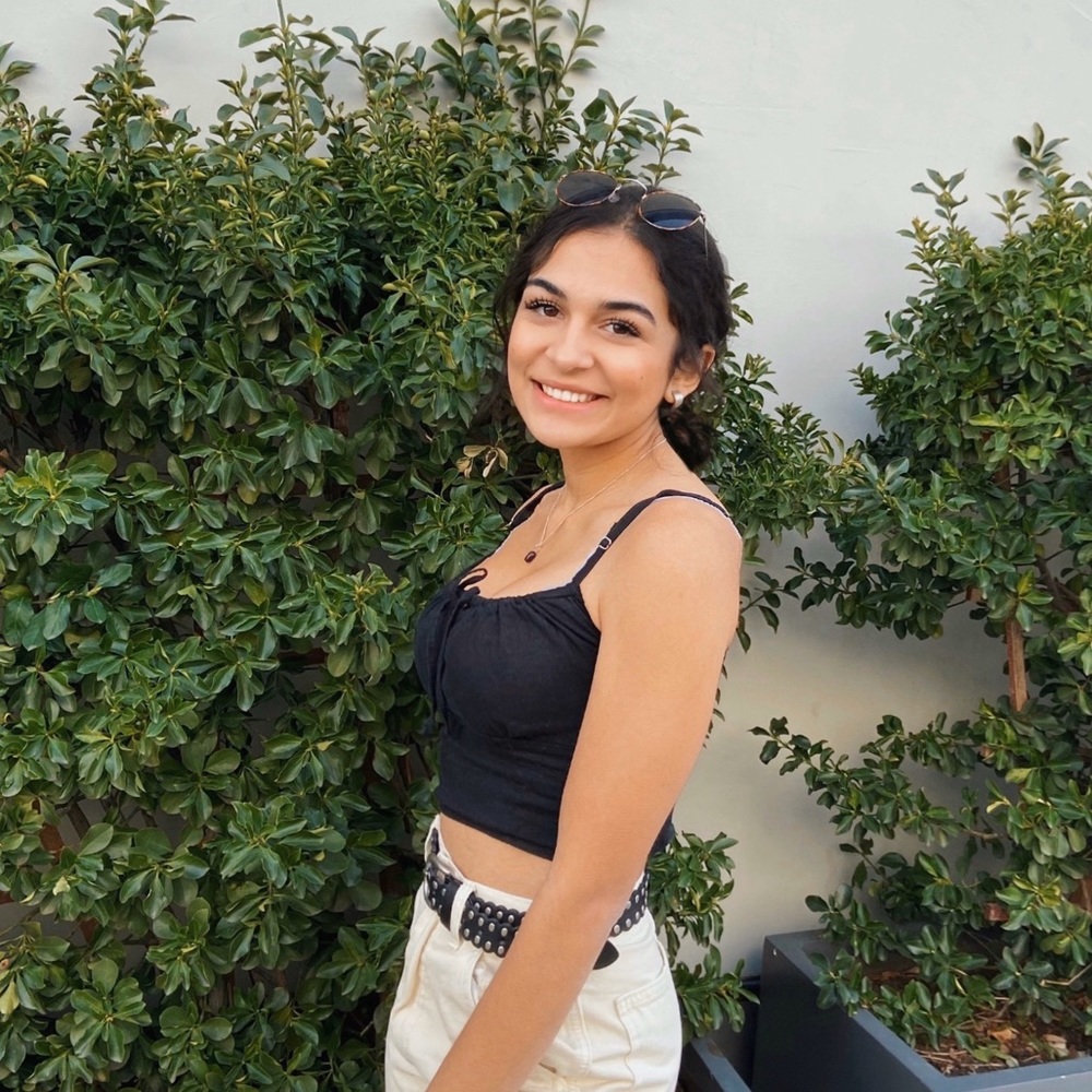 Meet your Posher, Maya